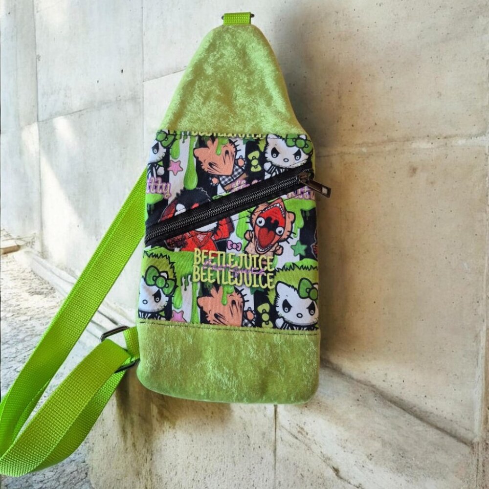 Spooky Cute Goth Cat Ghost Water Bottle Sling - Neon Green Zipper Bag -‎ 13x6 in